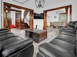 Spacious 4BR 1BA near the Falls