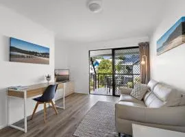 1 Bedroom Unit in 4 Star Tropical Resort in Noosaville