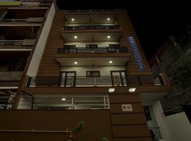 Townhouse 1055 Hotel Rumaisa，位于Indirapuram的酒店