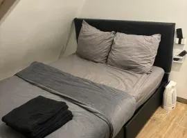 Petit studio a proximité des Galeries Lafayette