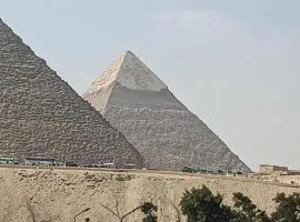 Maria Pyramids House