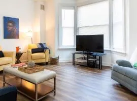 Chic 1BR 1BA Midtown Apartment apts