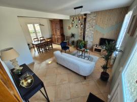Clamecy Maison La Campagnarde，位于Clamecy的酒店