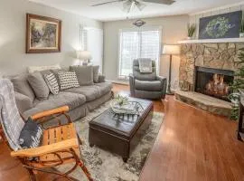 Brook Haven Condo - Downtown Blowing Rock Ground Floor Fully Stocked with 2 King Beds