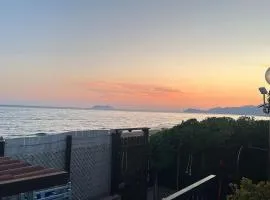 Casa Sulla Spiaggia a Sperlonga con Parcheggio Gratuito