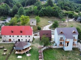 Bujtina Terthorja，位于泰斯的住宿加早餐旅馆