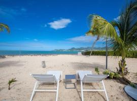 Ti-Case - 2 bedroom Beachfront Gem 2，位于Baie Nettle的酒店