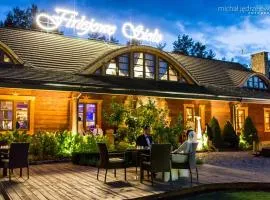 Kompleks rekreacyjno- hotelowo-wypoczynkowy FIRLEJOWE SIOŁO