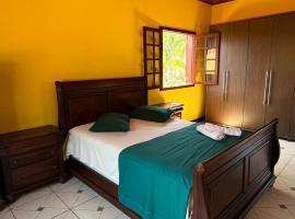 Pousada Pineiro，位于帕拉蒂的酒店