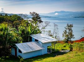 Little Paradise Lakefront Lodge，位于纽沃阿雷纳尔的酒店