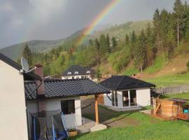 BUKLAND Bucovina，位于Frumosu的酒店