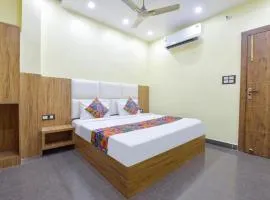 Hotel Mukund Palace- In house Parking - Best Rated Area