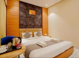 Hotel Olive Palace - Best Rated Area