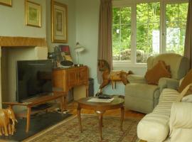 Spacious home in Bath, nature and city!