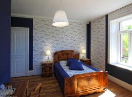 Chambre double confortable avec petit-déjeuner - FR-1-583-230，位于Fougerolles的酒店