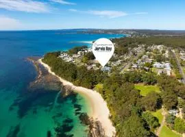 Bowie's Beach House by Experience Jervis Bay