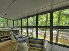 Aska River House - Riverside relaxation and all the comforts of home