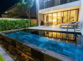 Villa 4 Phòng Ngủ Sanctuary Hồ Tràm - Cách Biển 70m，位于何科克的酒店