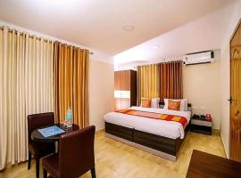 Hotel Tayas, Thiruvananthapuram，位于Trippapur的酒店