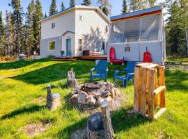 Delta Junction Retreat with Northern Lights Cabin!