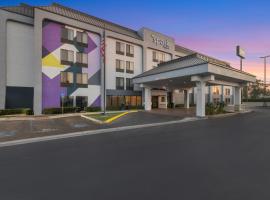 Spark by Hilton Bakersfield Central，位于贝克斯菲尔德的酒店