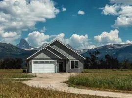 Rancheros Loop Rental With Teton Views