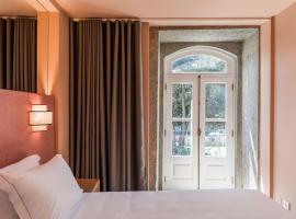Hotel Margarida Da Praça，位于维亚纳堡的酒店
