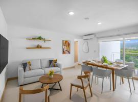 Upstay - NEW BUILD - Viva Jaco Condo w Epic Views，位于雅科的酒店