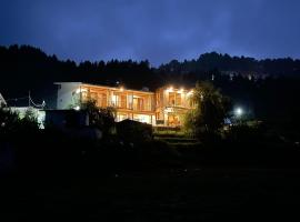 Lifessenza Homestay，位于Khajjiar 的酒店