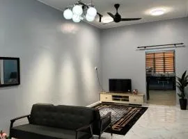 Homestay De Acacia Rumah Melati
