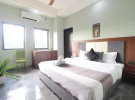ISBT Dhomage Luxury Homestay