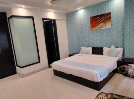 Hotel Swathi - Paschim Vihar，位于新德里的酒店