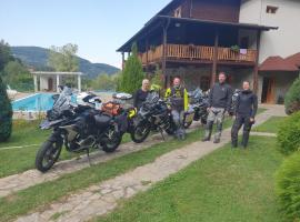 Etno Selo VRELO & Camping