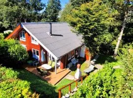 Gemütliches Ferienhaus für 5 Personen mit Sauna und Kaminofen und Grill im Ferienpark Extertal