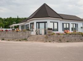 Ferienhaus Seepanorama-Marina Mücheln Geiseltalsee，位于Mücheln的酒店