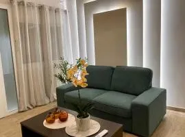 Emerald Luxury Apartments - ATH Airport