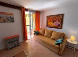 Apartment las Americas for holidays，位于法纳贝海滩的酒店