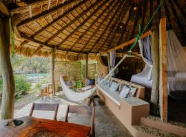 Cabanas Adobe Frente Al Mar，位于埃斯孔迪多港的酒店