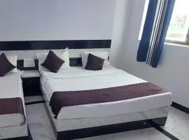 Hotel Hanuman Ayodhya -Walking distance from Ram Mandir , , Fully-air-conditioned hotel with Free wifi-facility, Best Hotel Inn Ayodhya