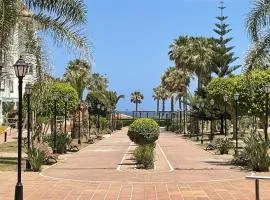 Beachfront 3 Bed Apt San Luis De Sabinillas