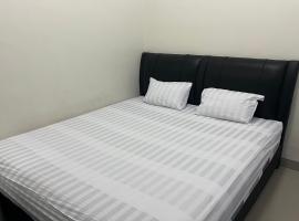 OYO 94222 Anda Kost 2 Near Lapangan Syech Yusuf Discovery，位于Sungguminasa的酒店