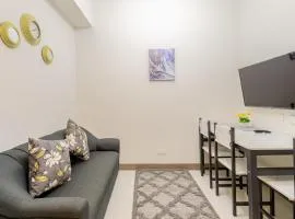 Luxurious Haven by the Bay - 2BR Near MOA PICC CCP