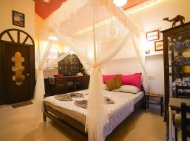 Hidden Haven - The Goan Getaway，位于Dhamni的住宿加早餐旅馆