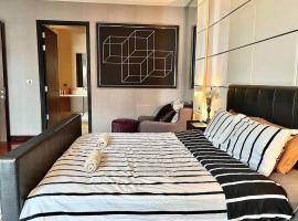 Ekkamai BTS House 4rooms，位于Khlong Toei的酒店