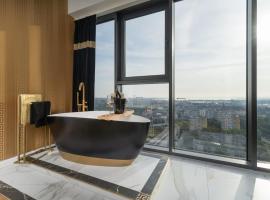 Hanza Tower Original 21st Floor- Sea and City-View，位于什切青的酒店