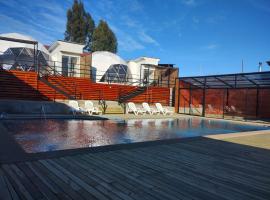 Glamping Domos Lago Rapel，位于El Estero的酒店