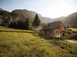 Haus 1683 - Wolfbauer，位于Johnsbach的酒店