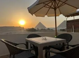 pyramids wealth view inn