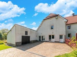 Spacious Villa with Tennis，位于Elsenborn的酒店