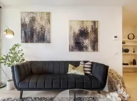 Lavish Condo Prestigious St Kilda Rd Boulevard